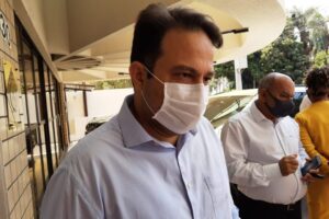 Críticas de Roberto Naves a Daniel Vilela foram motivadas por alianças em 2022