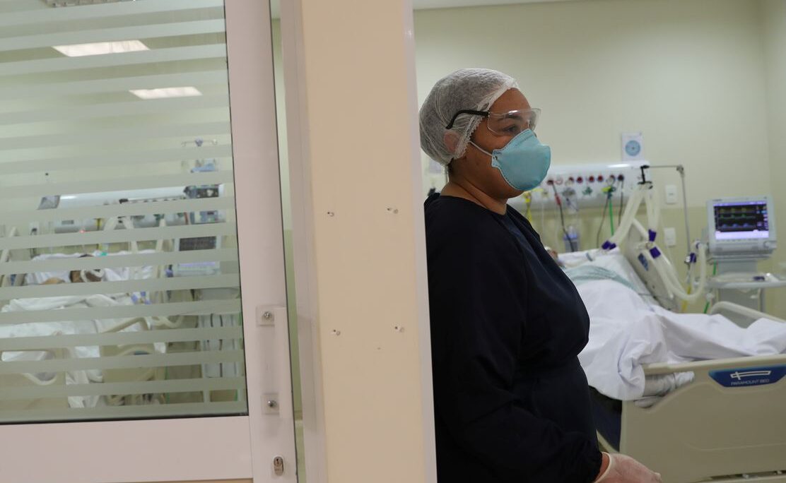 Leitos públicos de enfermaria para Covid e gripe se esgotam em BH (Foto: Agência Brasil)