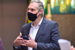 Goiânia tem sobrecarga "em todo sistema de saúde" por conta de doenças virais, diz secretário