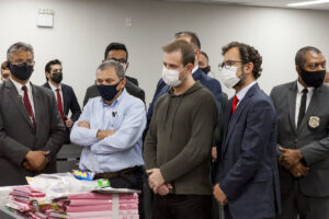 Condenados no caso da Boate Kiss se apresentam à Justiça