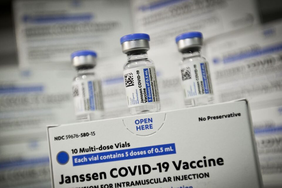 Goiânia já aplicou 9 mil doses de reforço da Janssen, diz Saúde