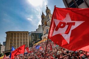 Datafolha: Preferência pelo PT chega a 28%, melhor resultado desde 2013