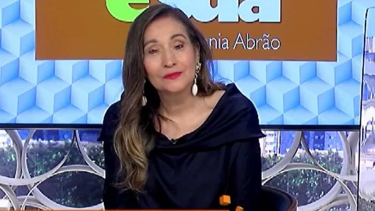 Sonia Abrão explica motivo de não falar sobre A Fazenda em seu programa