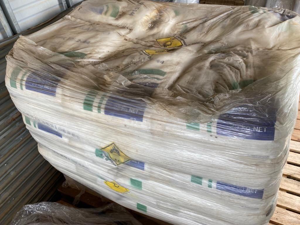 PM apreende 10 toneladas de defensivos agrícolas na região de Rio Verde (Foto: Polícia Militar)