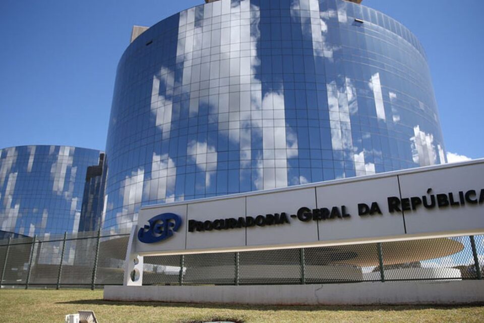PGR leva a anulação de ações contra Temer e Serra sem julgamento do STF