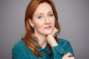 Polícia britânica investiga ameaça contra J.K. Rowling por prestar apoio a Rushdie (Foto: Divulgação)