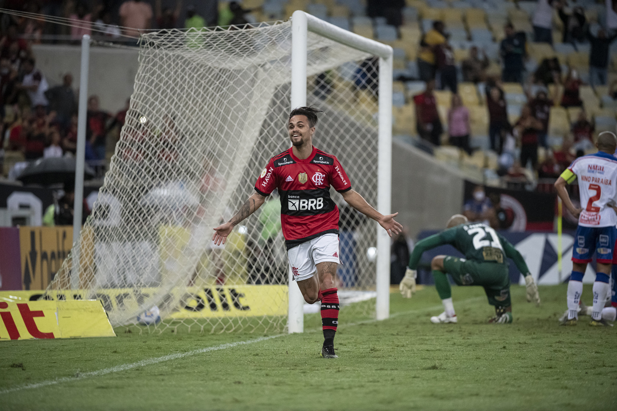 Michael comemorando gol marcado contra o Bahia