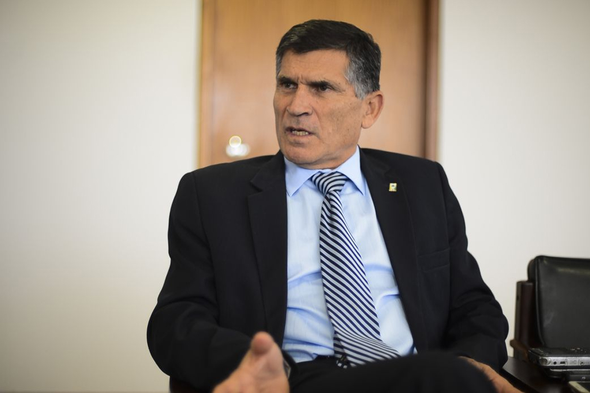 Ex-ministro, general diz que não há tensão nas Forças Armas com eleição de Lula