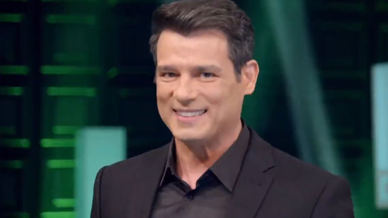 Celso Portiolli câncer Diagnóstico de câncer na bexiga veio durante exames de rotina. Celso Portiolli tranquiliza fãs após revelar câncer: "pólipo pequenininho"