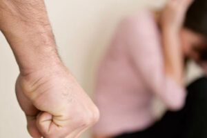 Suspeito de manter ex-esposa em cárcere após a agredir com cabeçadas é preso em Morrinhos