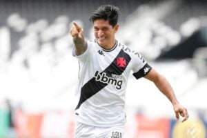 Germán Cano comemora gol no Vasco
