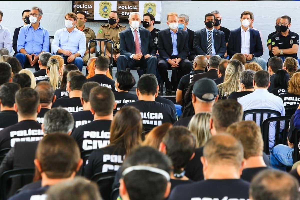 Lei garante aposentaria especial a policiais civis de Goiás