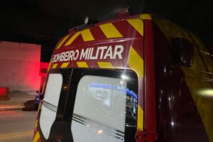 Bombeiros encaminharam o menino para a UPA Pediátrica do município. (Foto: Jonathan Cavalcante/Mais Goiás)