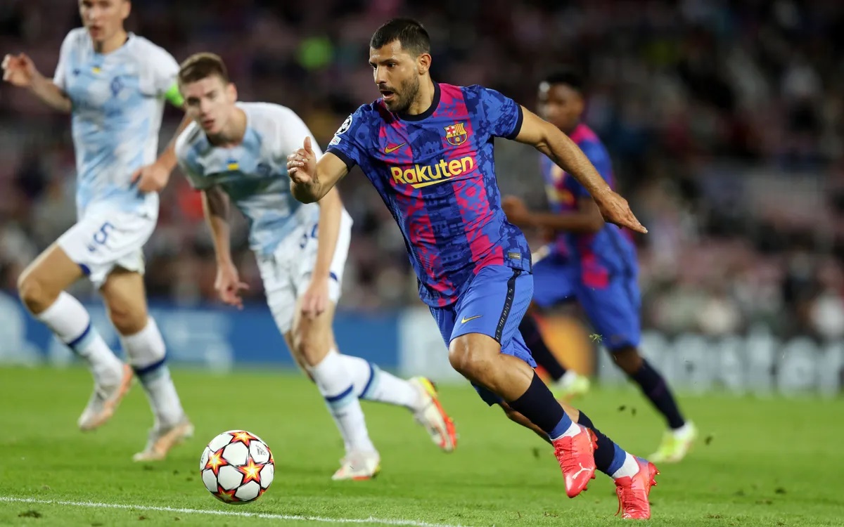 Agüero em partida pelo Barcelona