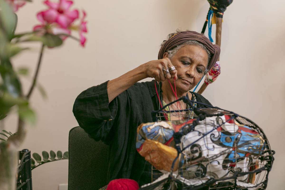 A série "Artérias" apresenta seu primeiro episódio com a artista plástica Sonia Gomes