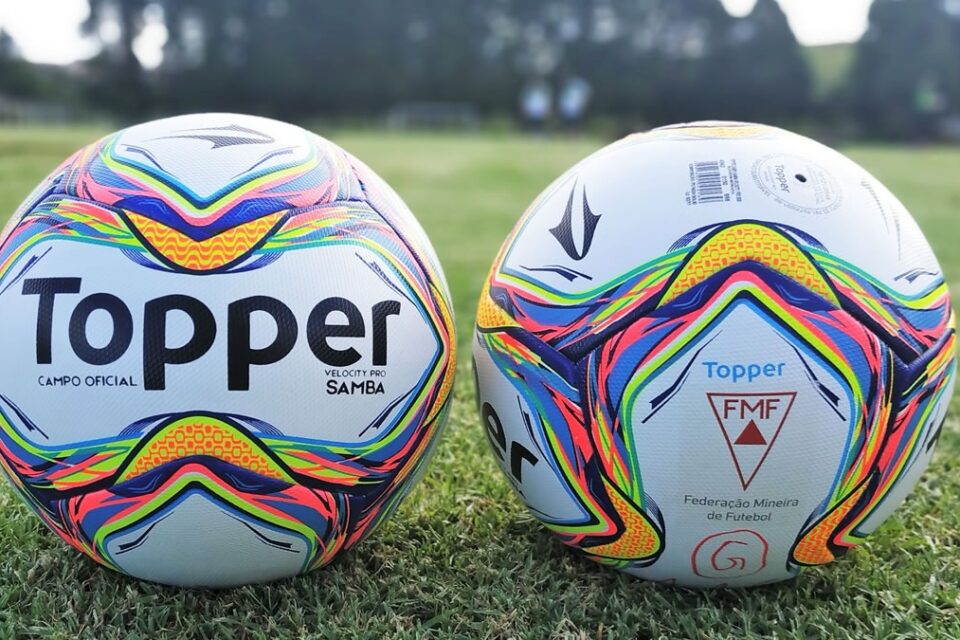 Bola de futebol