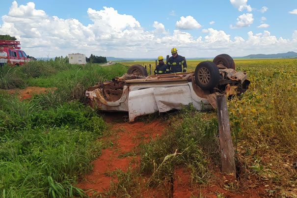 Capotamento deixa vítima fatal na BR-414, em Cocalzinho de Goiás