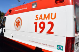 Motociclista atropela cachorro e sofre acidente em Caldas Novas