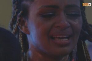 Sister deu selinho triplo com Maria no brother. BBB 22: Natália força beijo em Rodrigo, leva fora e chora com rejeição frouxo