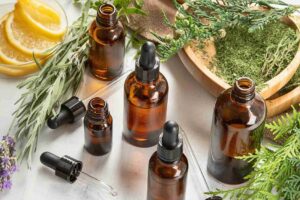 óleo essencial para cada signo Óleos podem ajudar nas inspirações e nas relações entre as pessoas. Astrologia e aroma: O óleo essencial indicado para cada signo em 2022