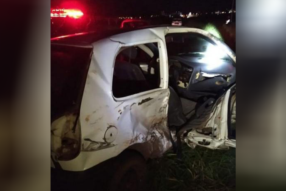 Homem foge da polícia e causa acidente de carro em rodovia de Minas Gerais