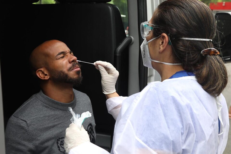 Relatório afirma que Ministério da Saúde perdeu 1,1 milhão de testes de Covid-19 (Foto: Divulgação)