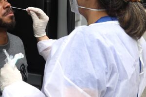 Relatório afirma que Ministério da Saúde perdeu 1,1 milhão de testes de Covid-19 (Foto: Divulgação)