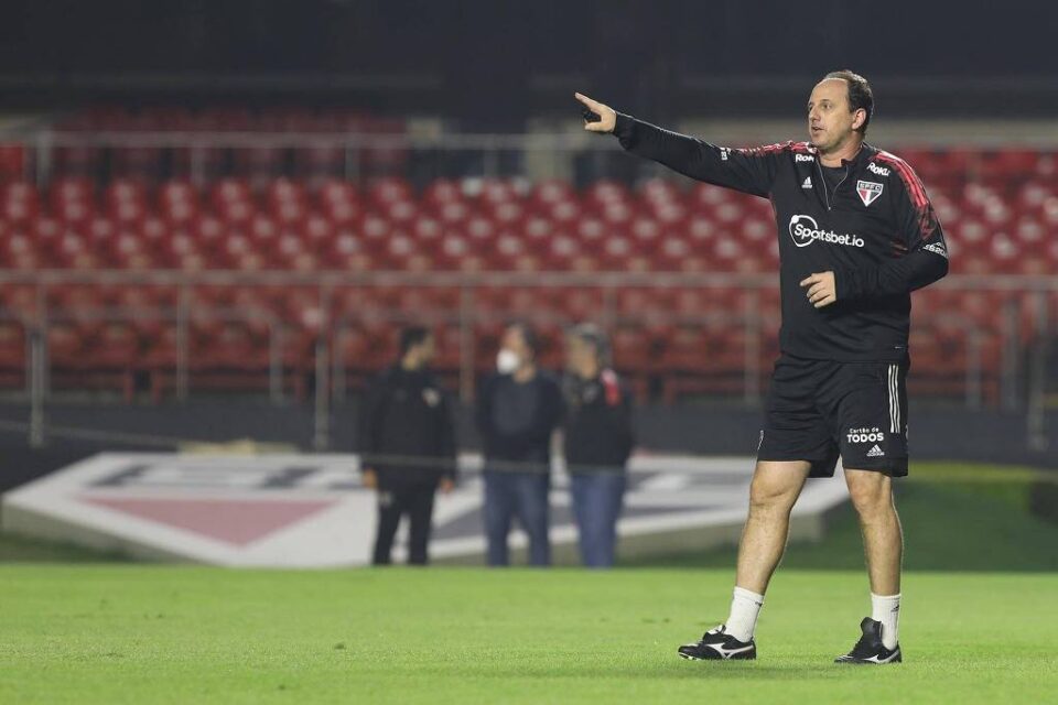 Rogério Ceni treinando o São Paulo