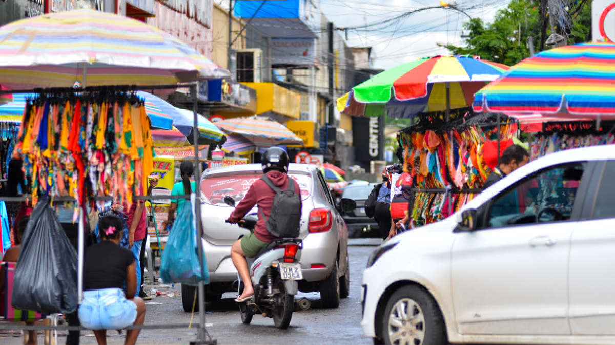 Feira Hippie terá alteração em área de montagem de bancas para melhorar tráfego