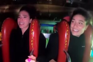 A atriz e a filha de Xuxa estão curtindo férias em Orlando. Vídeo de Bruna Marquezine e Sasha em brinquedo radical viraliza; assista