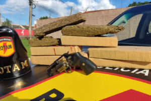 Suspeito de tráfico de drogas morre após trocar tiros com a PM, em Goiânia