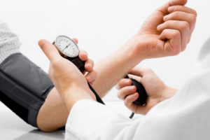 Prefeitura de Goiânia abre Edital para a contratação de médicos de cinco especialidades