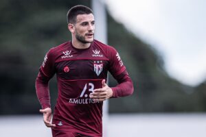 Leandro Barcia, atacante do Atlético Goianiense