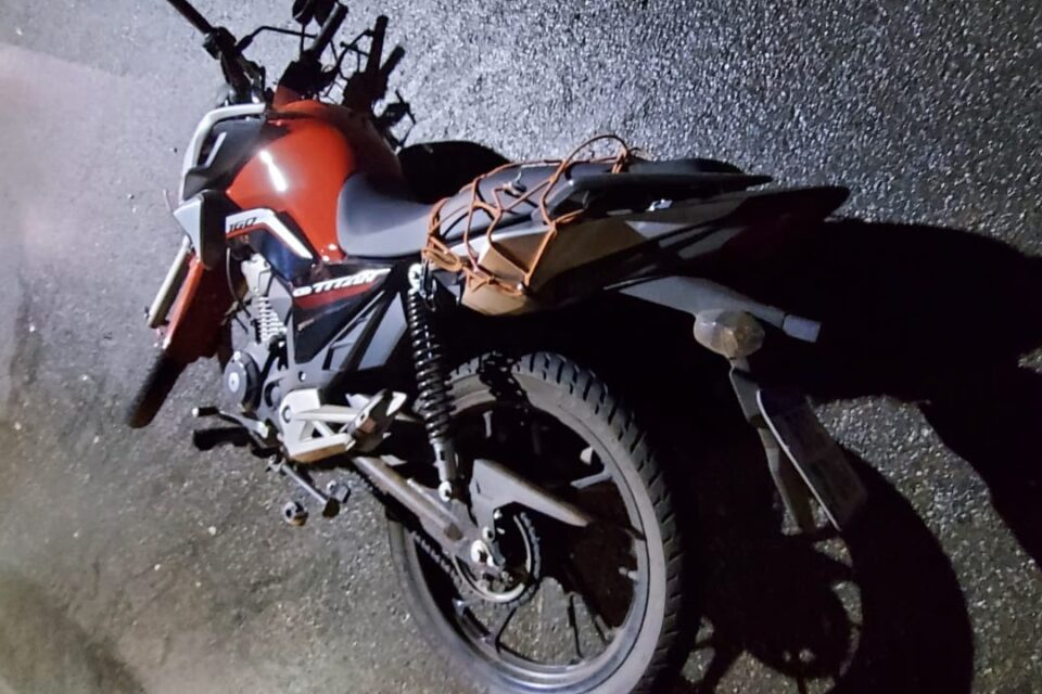 Entregador por aplicativo pilotava uma Honda*CG 160 (Foto: Reprodução)