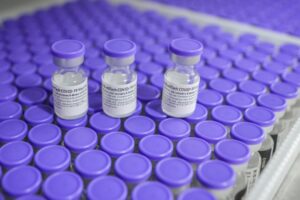 Governo federal ainda não respondeu Goiás sobre envio de vacinas em temperatura errada