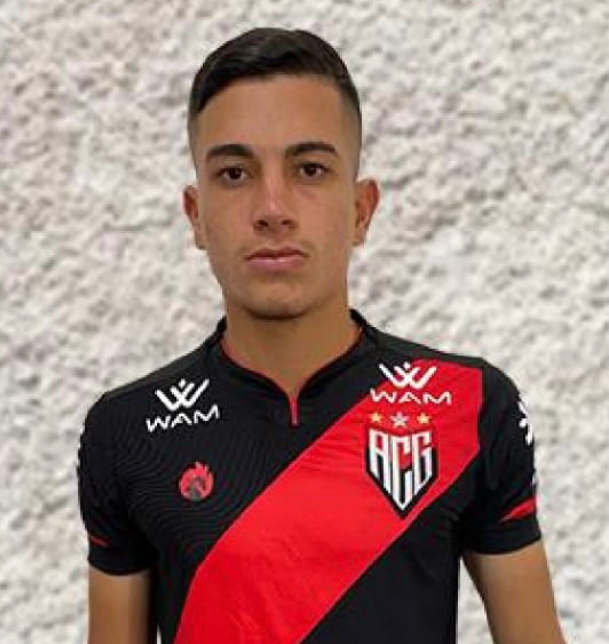 Daniel Silva, volante do Atlético Goianiense