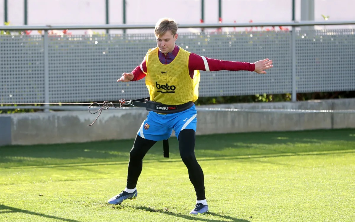 De Jong em treinamento pelo Barcelona