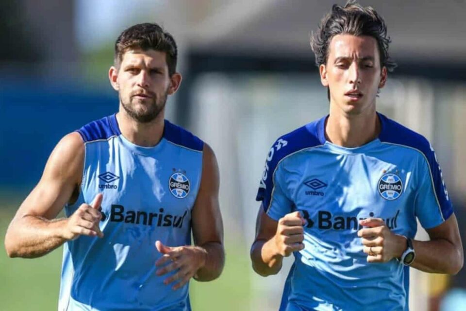 Kannemann e Geromel