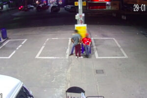 Suspeito de roubar postos de combustíveis é preso após ameaçar ex-namorada em Senador Canedo