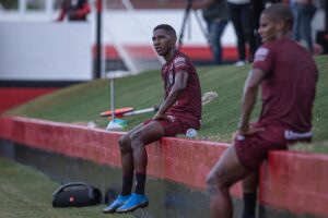 Luan Sales no Atlético Goianiense