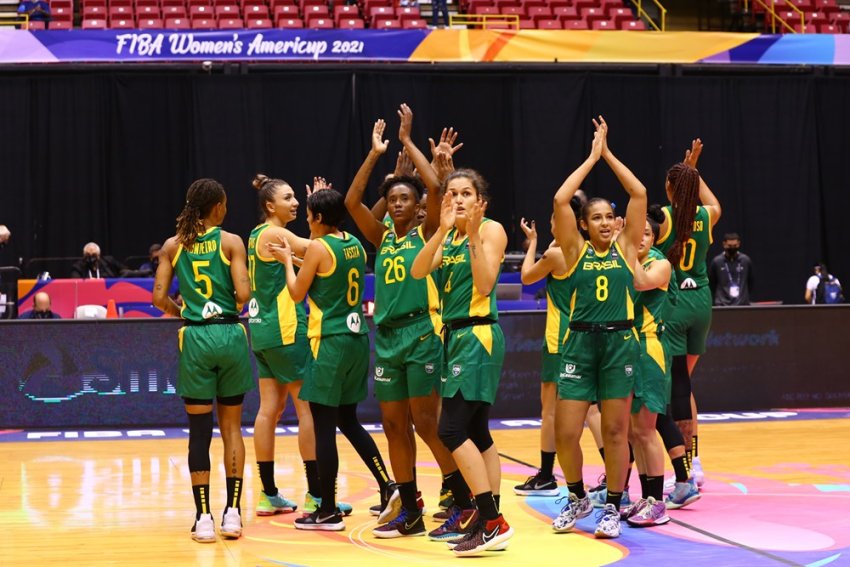 Seleção feminina de basquete