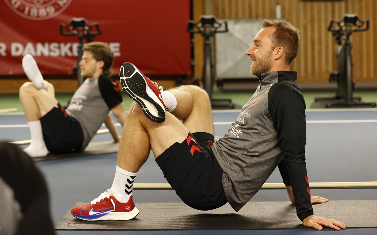 Christian Eriksen durante treino físico