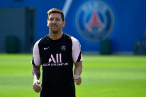 Messi treinando no PSG