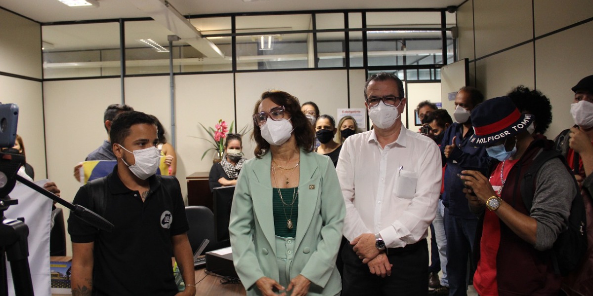 Estudantes ocupam reitoria da UFG em protesto contra nomeação de reitora por Bolsonaro