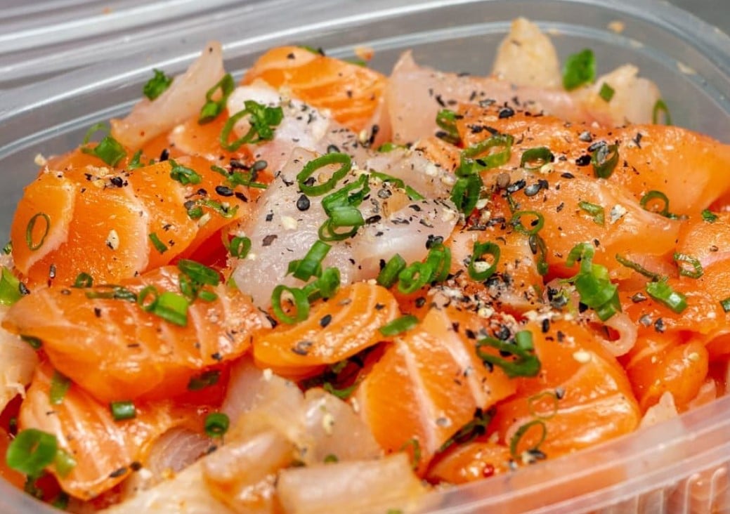 Variedade de comida japonesa disponível por delivery, opção para comida japonesa no Setor Sul em Goiânia