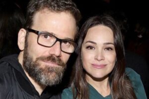 Atriz cita parceria com Jairo Goldflus e conta como tomaram a decisão. Gabriela Duarte termina casamento após 19 anos: 'Sempre meu amor'