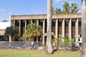 Servidor de Jataí que não se vacinar e não tiver justificativa ficará com falta