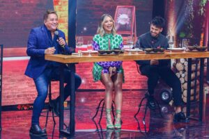 'Onde você estiver, eu vou', disse o cantor ao apresentador, ainda na Globo. Leonardo cumpre promessa a Faustão e inaugura churrasco na Band