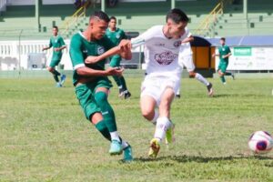 Jogo entre Goiás e Ferroviária