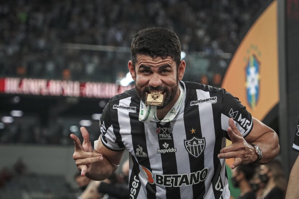 Diego Costa comemorando título